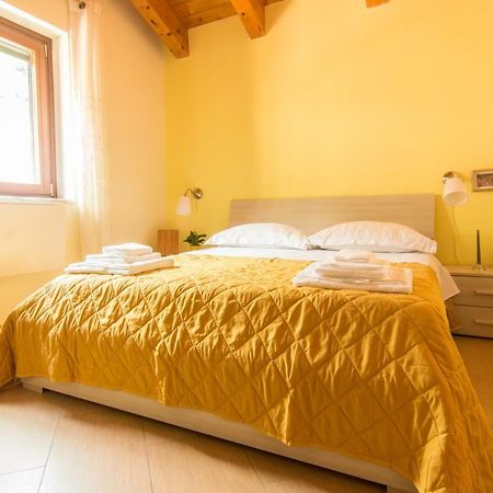 B&B Sotto Un Tetto 切塔拉 外观 照片