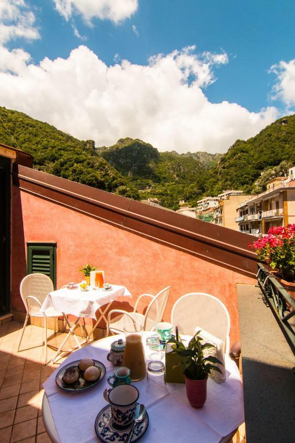 B&B Sotto Un Tetto 切塔拉 外观 照片